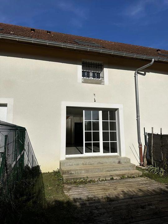 Maison jumelée - 86 m² - 3 pièces