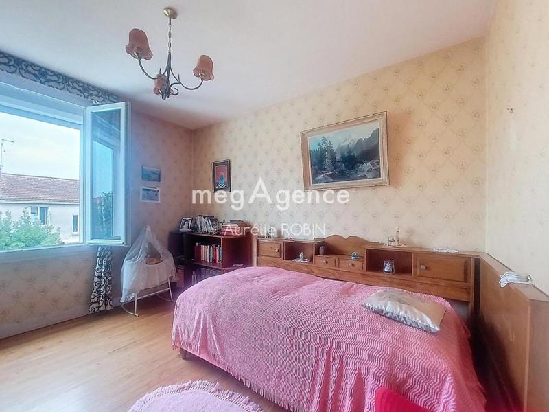 Maison - 90 m² - 5 pièces