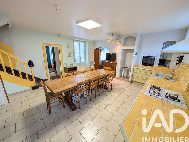 Maison - 165 m² - 7 pièces