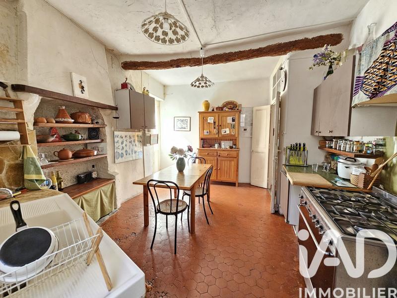 Appartement - 95 m² - 6 pièces