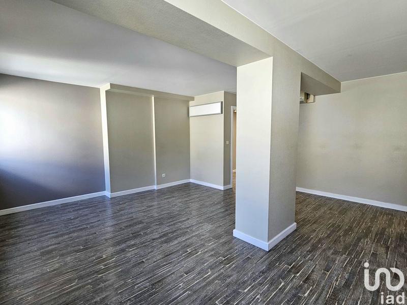 Local commercial - 187 m²