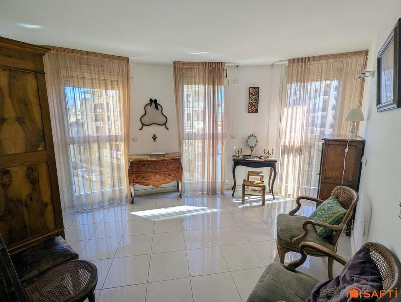 Appartement - 119 m² - 4 pièces