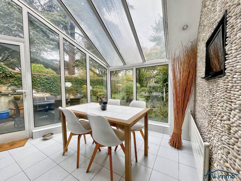 Maison ancienne - 180 m² - 6 pièces