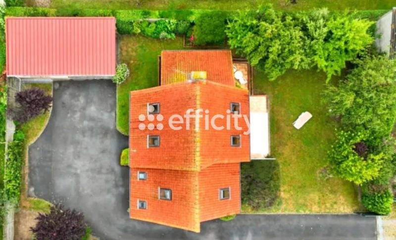 Pavillon - 121 m² - 7 pièces