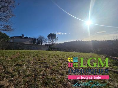 Terrain constructible - 1 706 m²