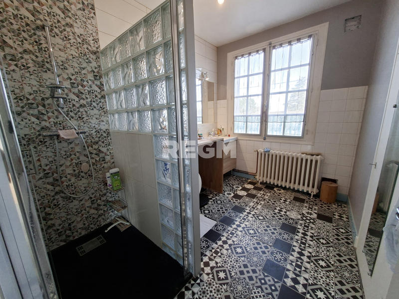 Maison de village - 84 m² - 5 pièces