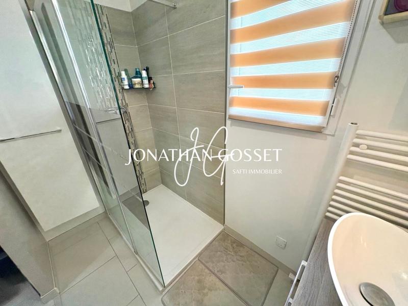 Maison - 144 m² - 6 pièces