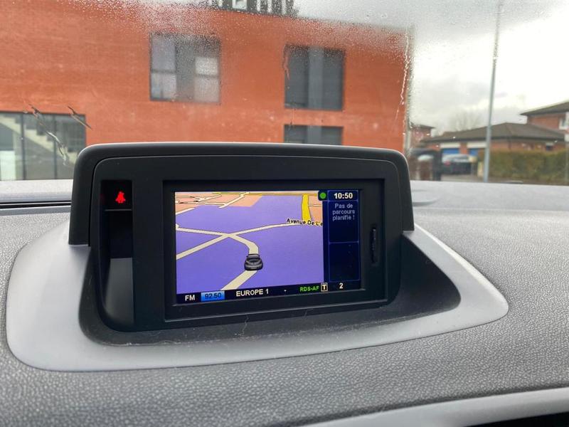 Renault Mégane 3 Coupe 1.5dci 110cv Gt Line Radars Ar/Gps/Clim/Mains Libres