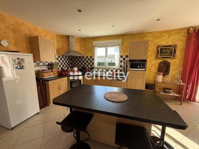 Pavillon - 120 m² - 5 pièces