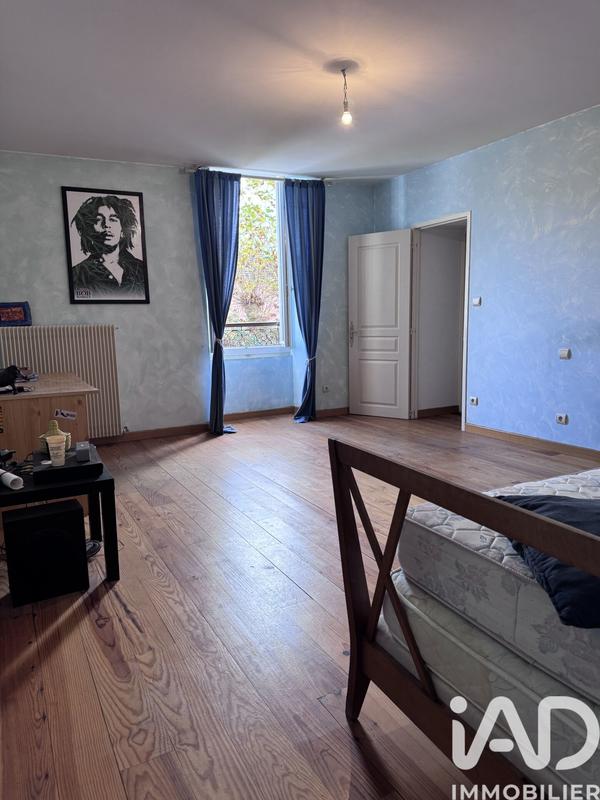 Maison - 283 m² - 7 pièces