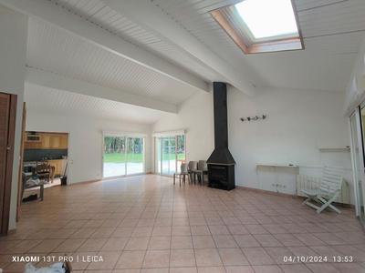 Maison - 283 m² - 7 pièces