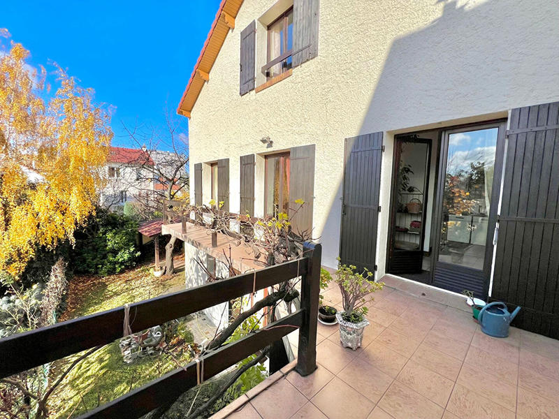 Maison - 162 m² - 6 pièces