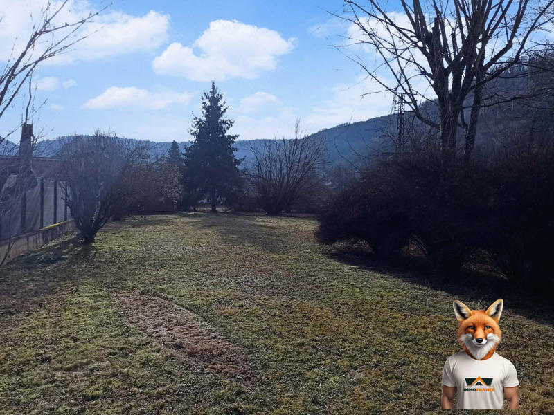 Maison traditionnelle - 180 m² - 7 pièces