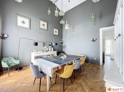 Maison de maîtres - 364 m² - 11 pièces