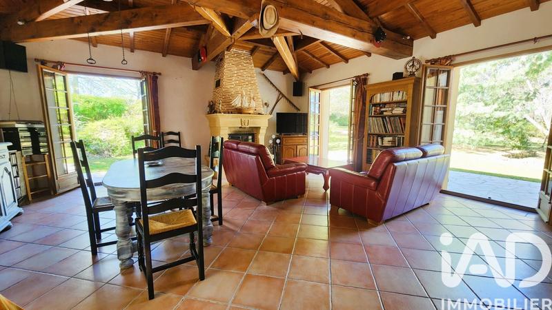 Maison - 140 m² - 5 pièces