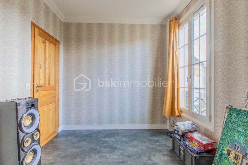 Maison traditionnelle - 118 m² - 4 pièces