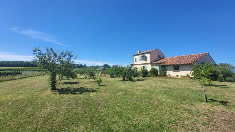 Maison - 135 m² - 5 pièces