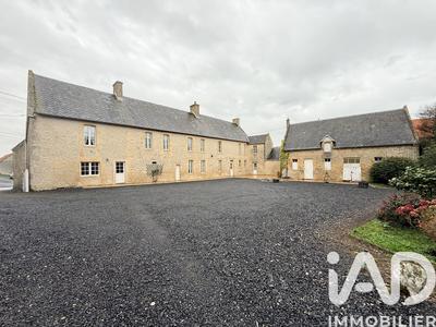 Maison - 250 m² - 9 pièces