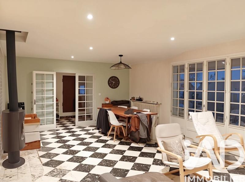 Maison - 171 m² - 6 pièces