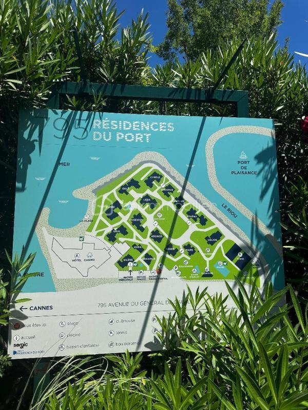 Appartement - 93 m² - 3 pièces