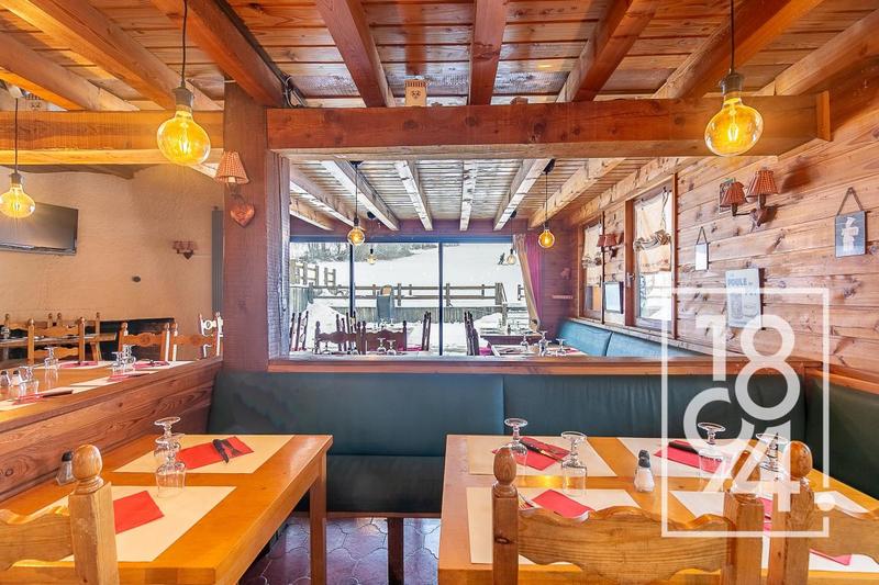Hôtellerie / Restauration - 258 m²