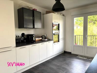 Maison - 158 m² - 7 pièces