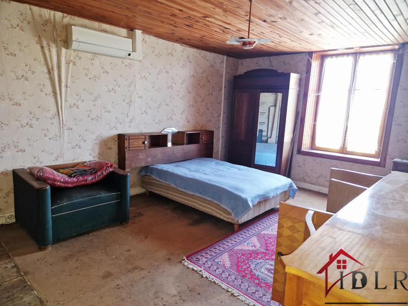 Maison de village - 85 m² - 2 pièces