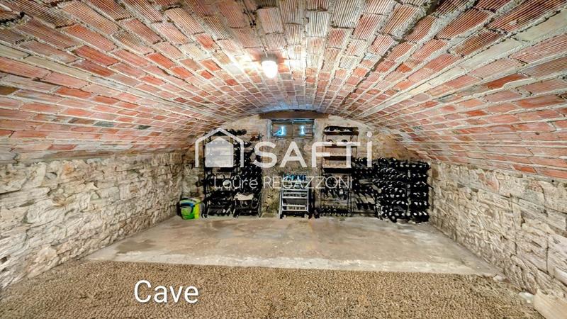 Appartement - 113 m² - 6 pièces