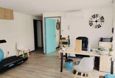 Local commercial - 72 m² - 5 pièces