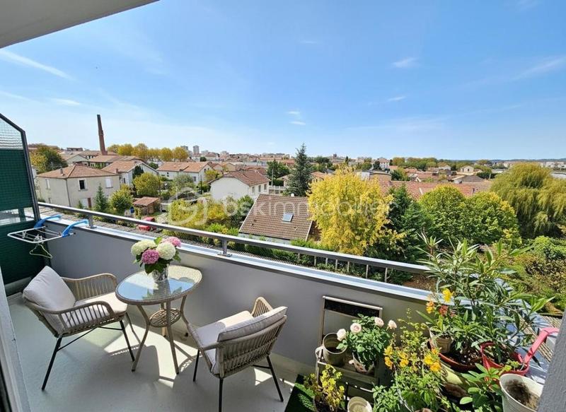 Appartement - 58 m² - 3 pièces