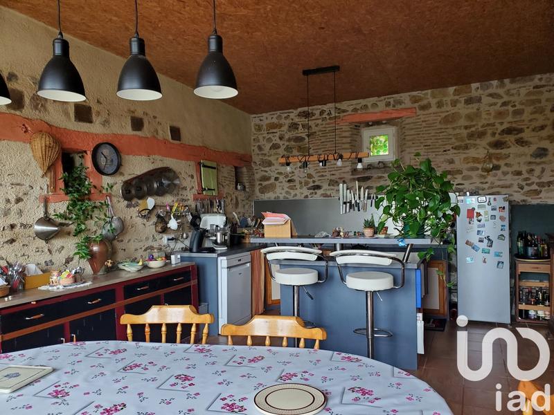 Maison - 185 m² - 8 pièces