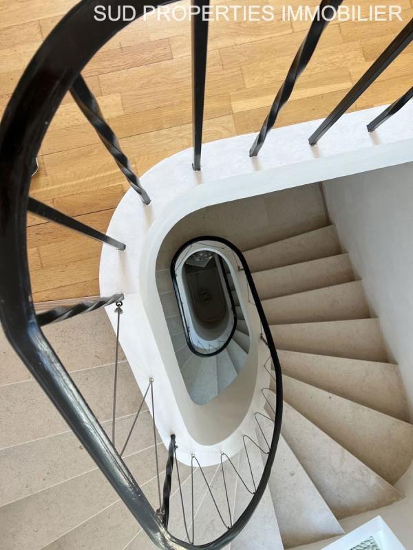 Villa - 247 m² - 7 pièces