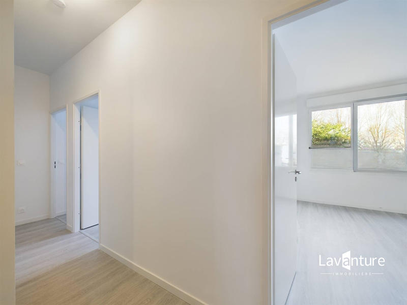 Appartement - 100 m² - 5 pièces