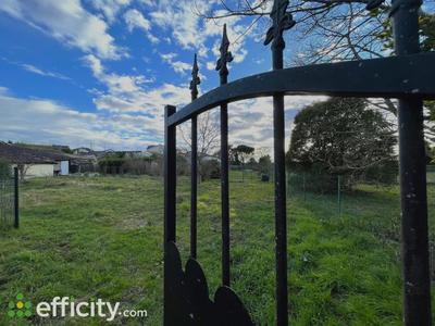 Maison - 96 m² - 3 pièces