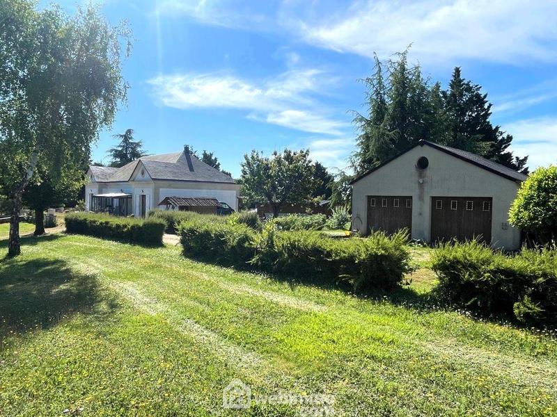 Maison - 280 m² - 10 pièces