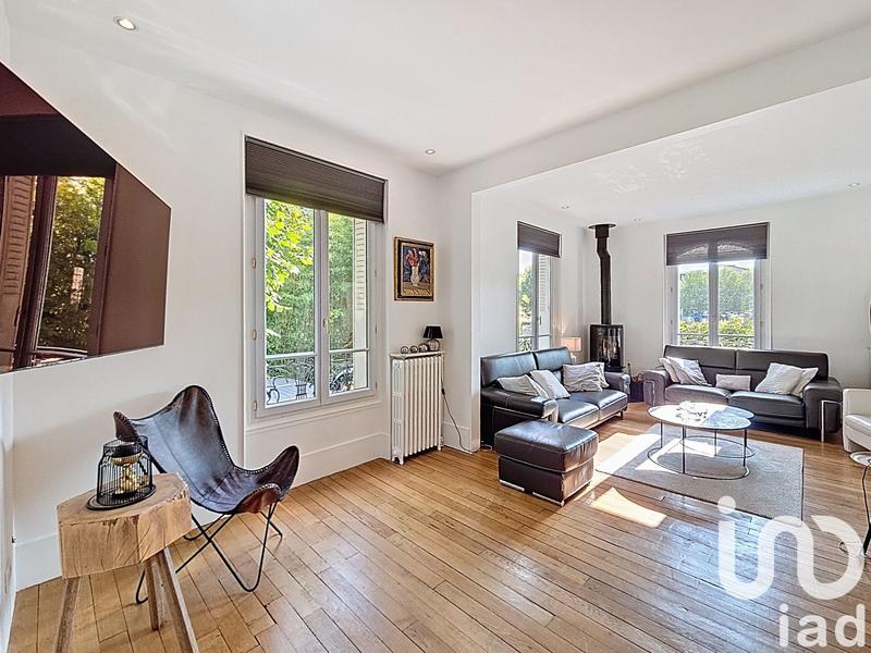 Maison - 205 m² - 7 pièces