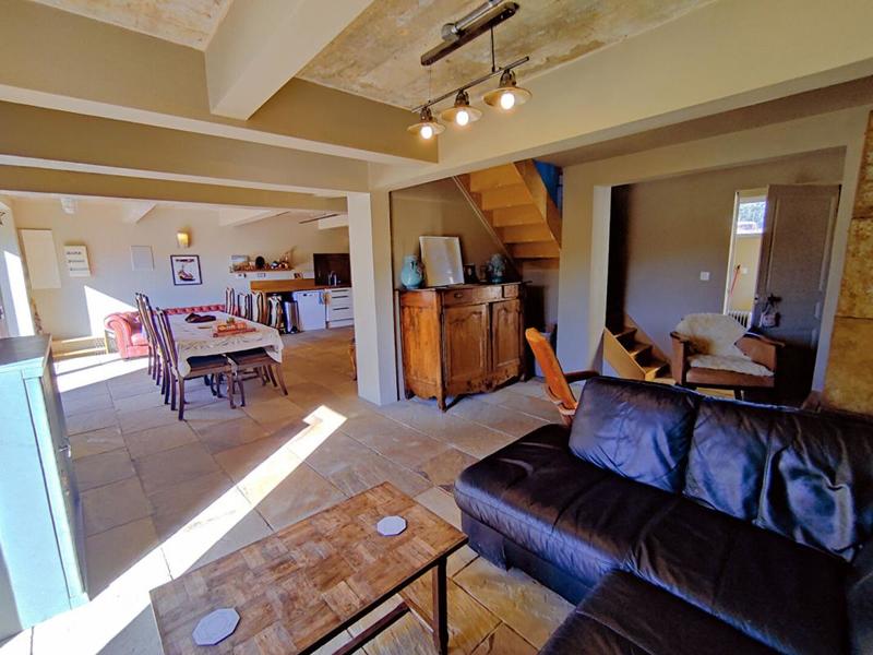 Propriété - 205 m² - 8 pièces