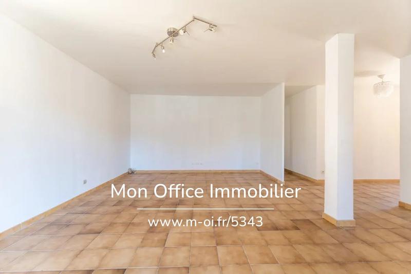 Maison - 188 m² - 8 pièces