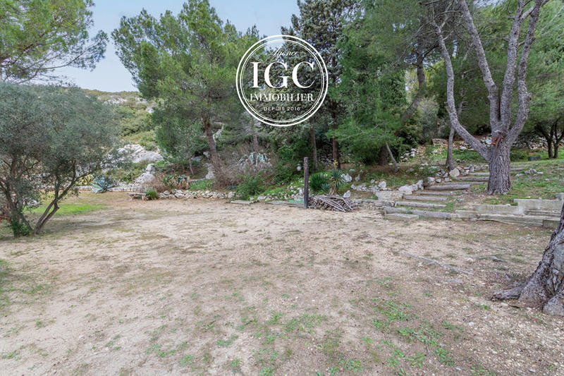 Maison - 220 m² - 7 pièces