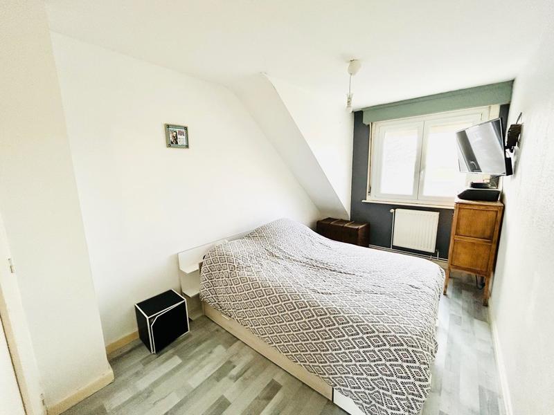 Maison - 79 m² - 6 pièces