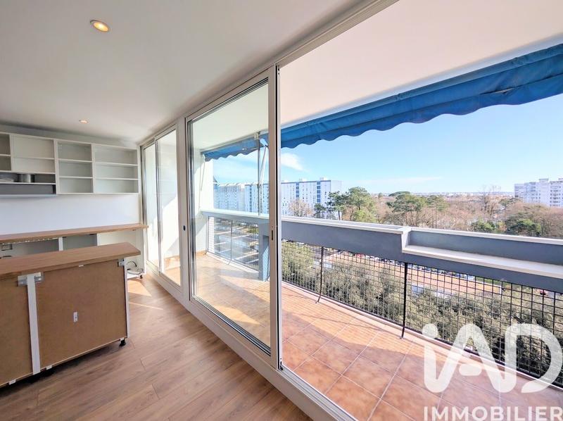 Appartement - 89 m² - 5 pièces