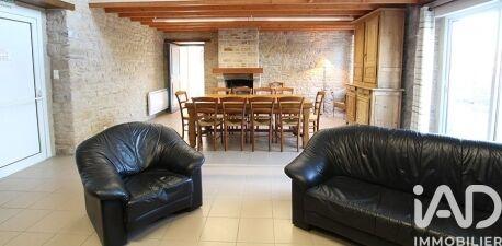 Maison - 465 m² - 17 pièces