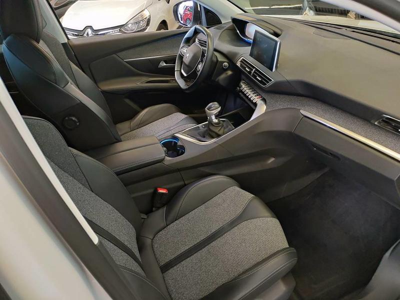 Peugeot 3008 II Puretech 130 s&amp;amp;S Allure