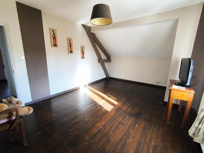 Maison - 137 m² - 5 pièces