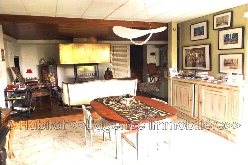 Villa - 264 m² - 6 pièces