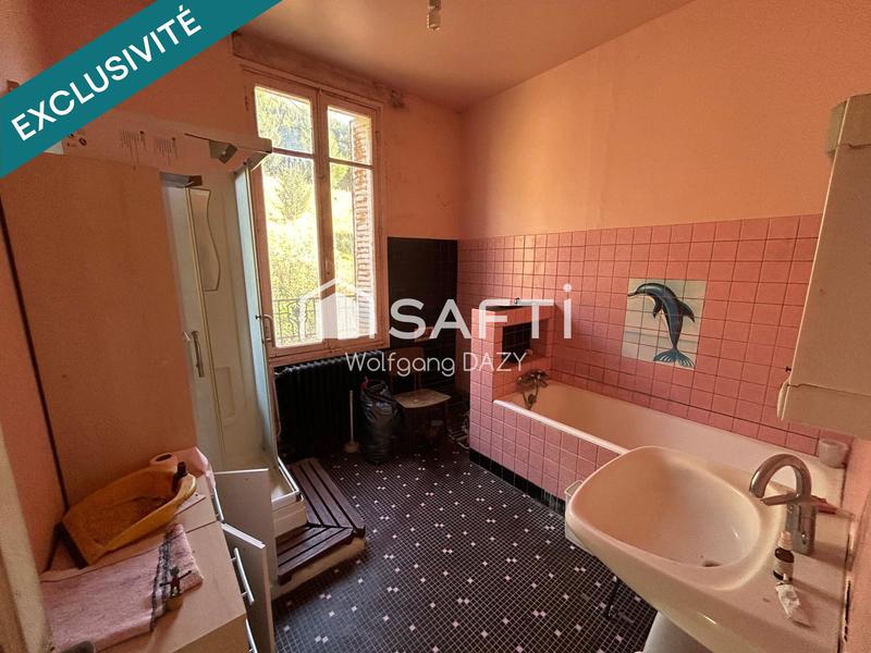 Propriété - 135 m² - 6 pièces