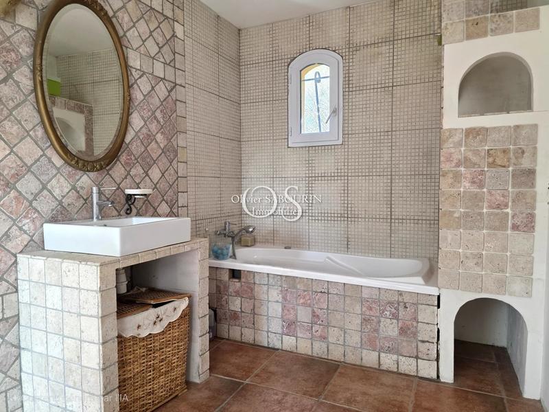 Villa - 100 m² - 4 pièces