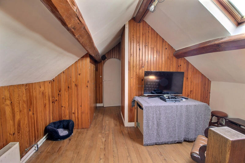 Maison - 93 m² - 5 pièces