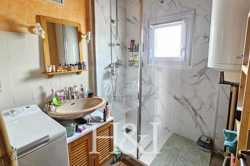 Appartement - 65 m² - 3 pièces