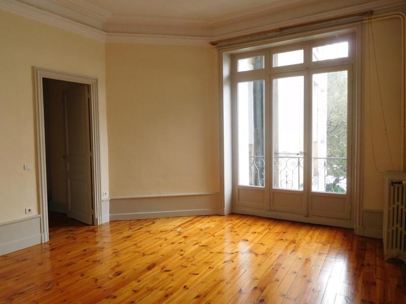 Appartement - 174 m² - 5 pièces
